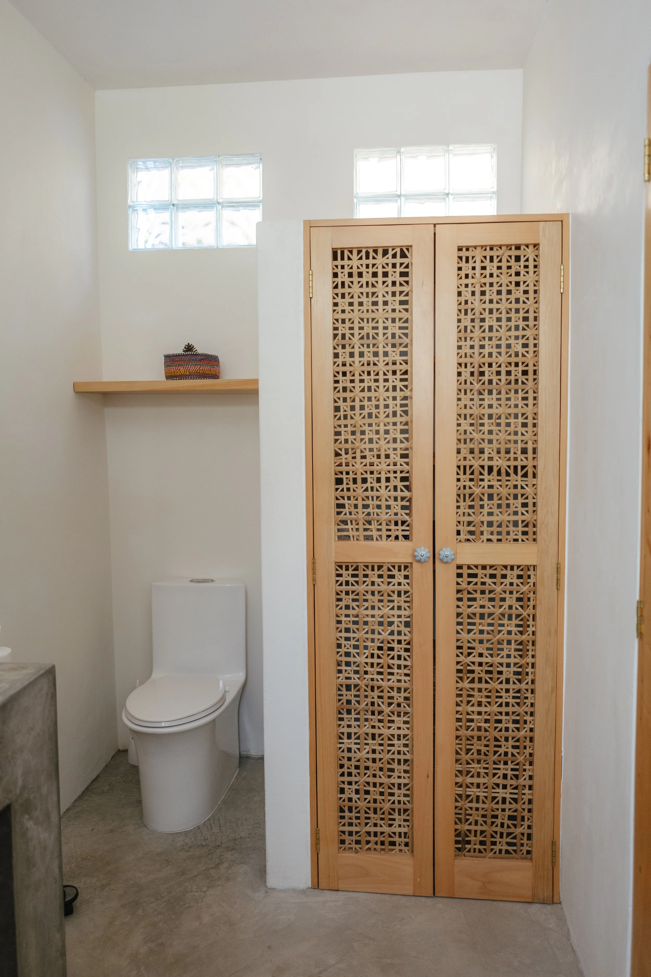 Caracol #27 Bathroom_2.jpg