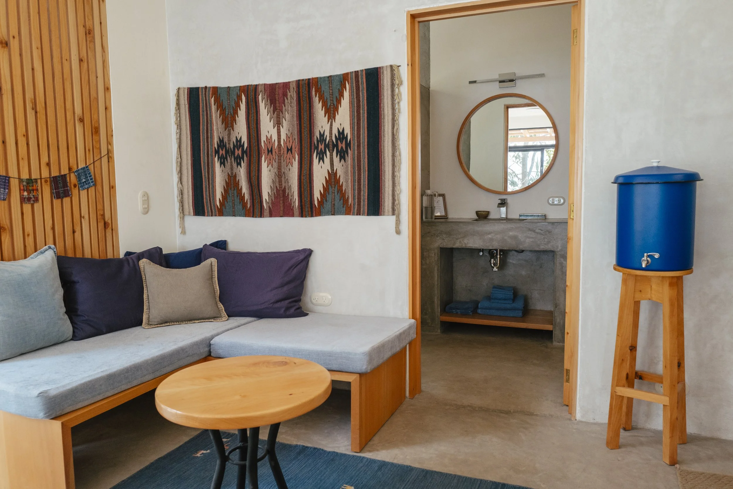 Caracol #27 Main Room_7.jpg