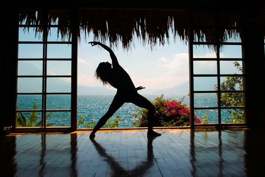 Circles of Life: FIRE &amp; LIGHT Retreat (for the sober yogi!) / Jennie Ray Hart