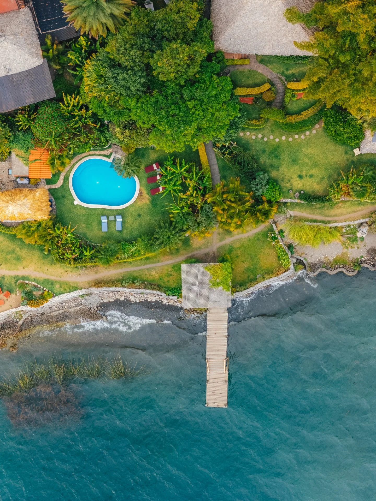 From above, everything makes sense.
Sharpening our outlook this Monday morning with a bird&rsquo;s eye view 🦅

📸🤍🦋- @jakesvisuals