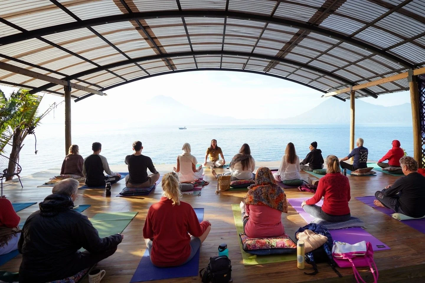 Bhakti Beloved Retreat / Ananda Das