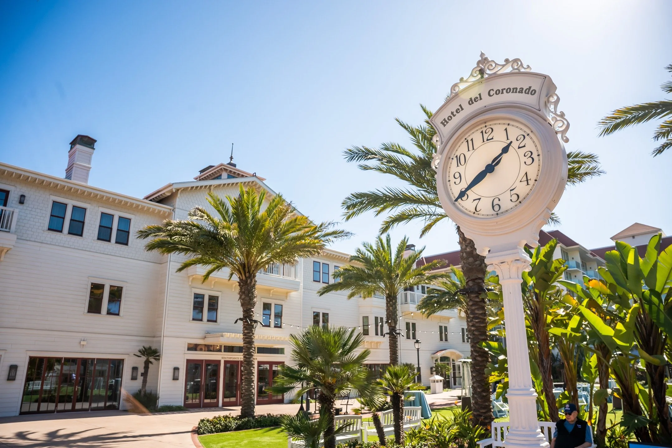 One week later, and we&rsquo;re still feeling UNLEASHED! 🚀✨ Swipe to relive some of the moments!

#AIRKickoff2025 #AIRUnleashed