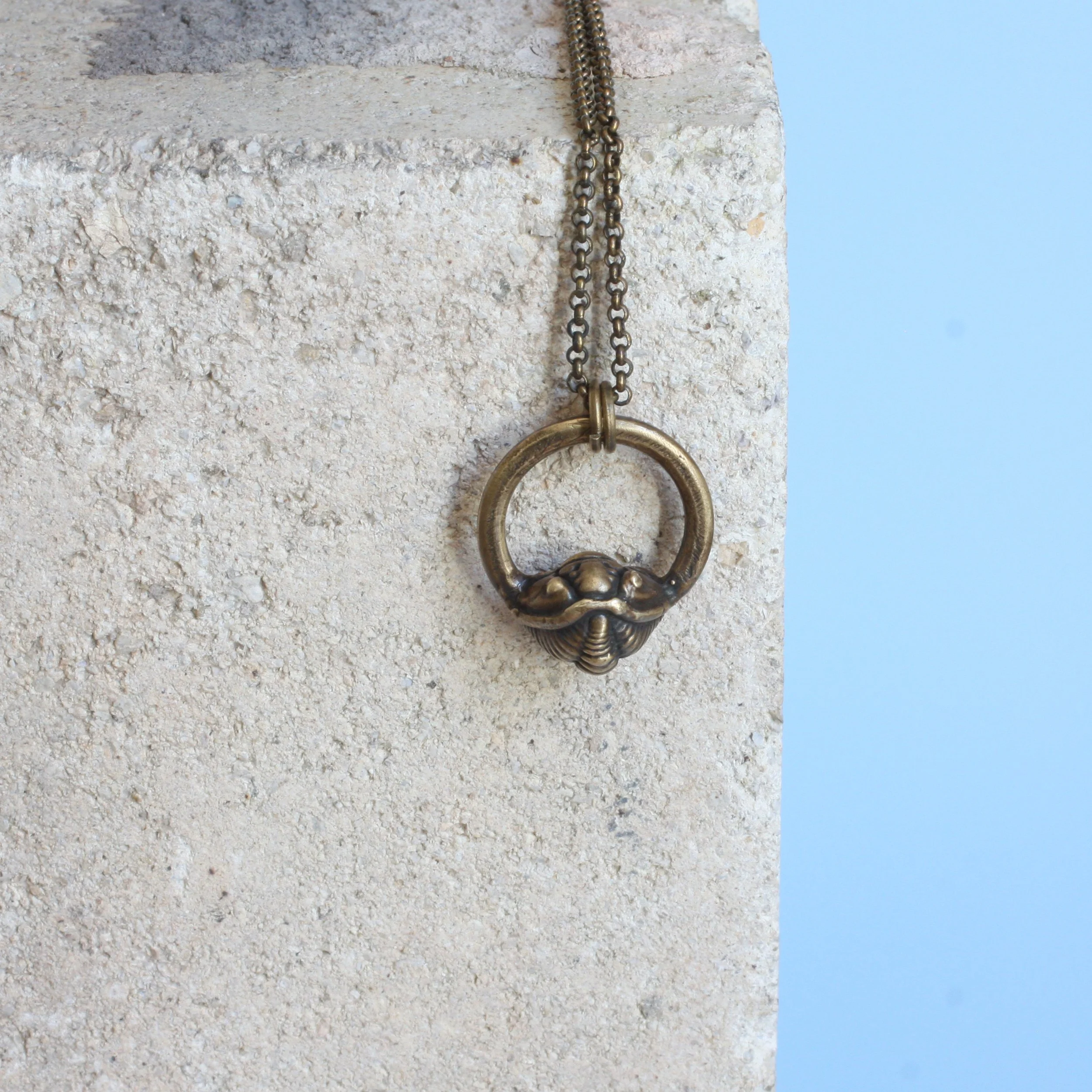 Sphae Necklace Brass:Brass 3.jpg