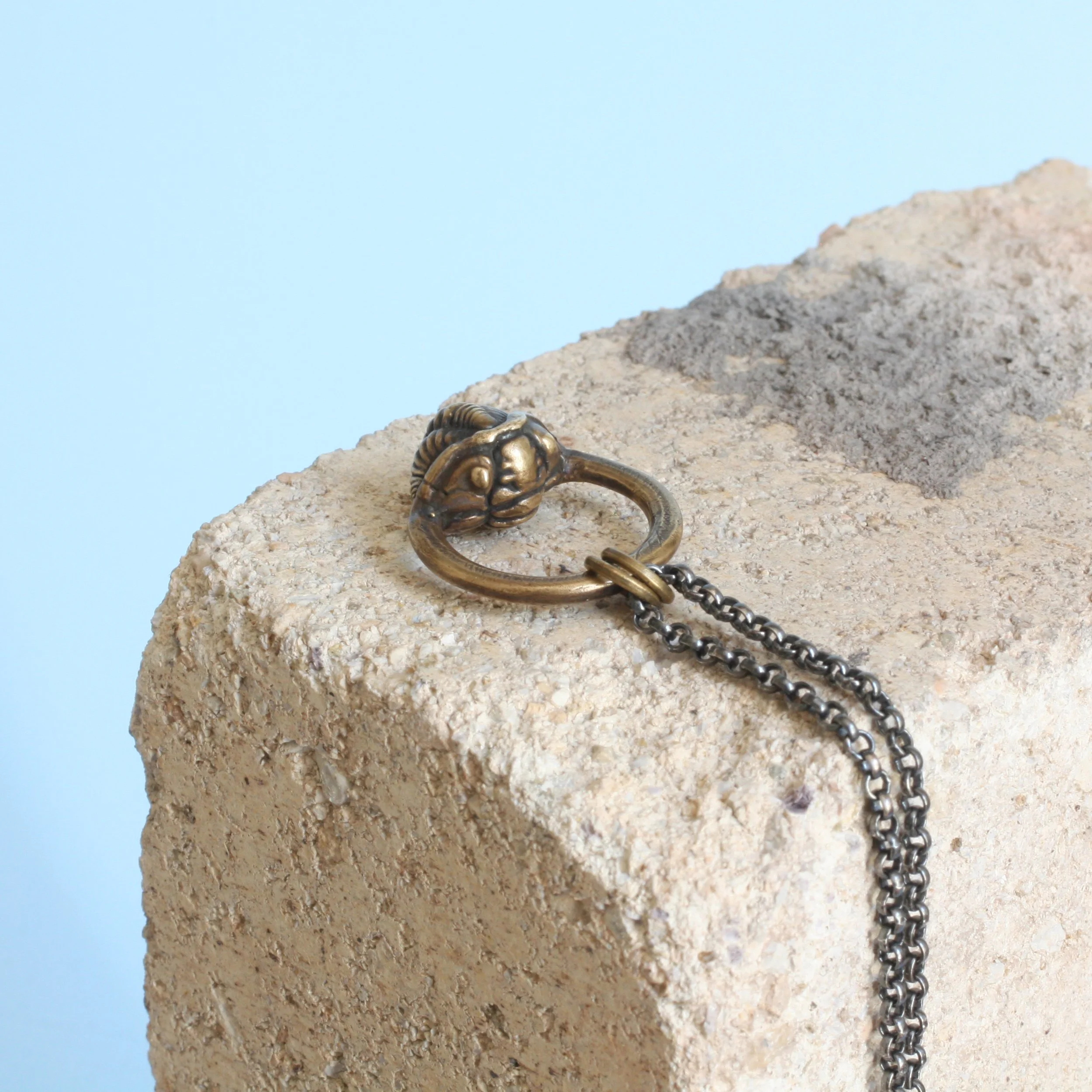 Sphae Necklace Brass:Brass 5.jpg