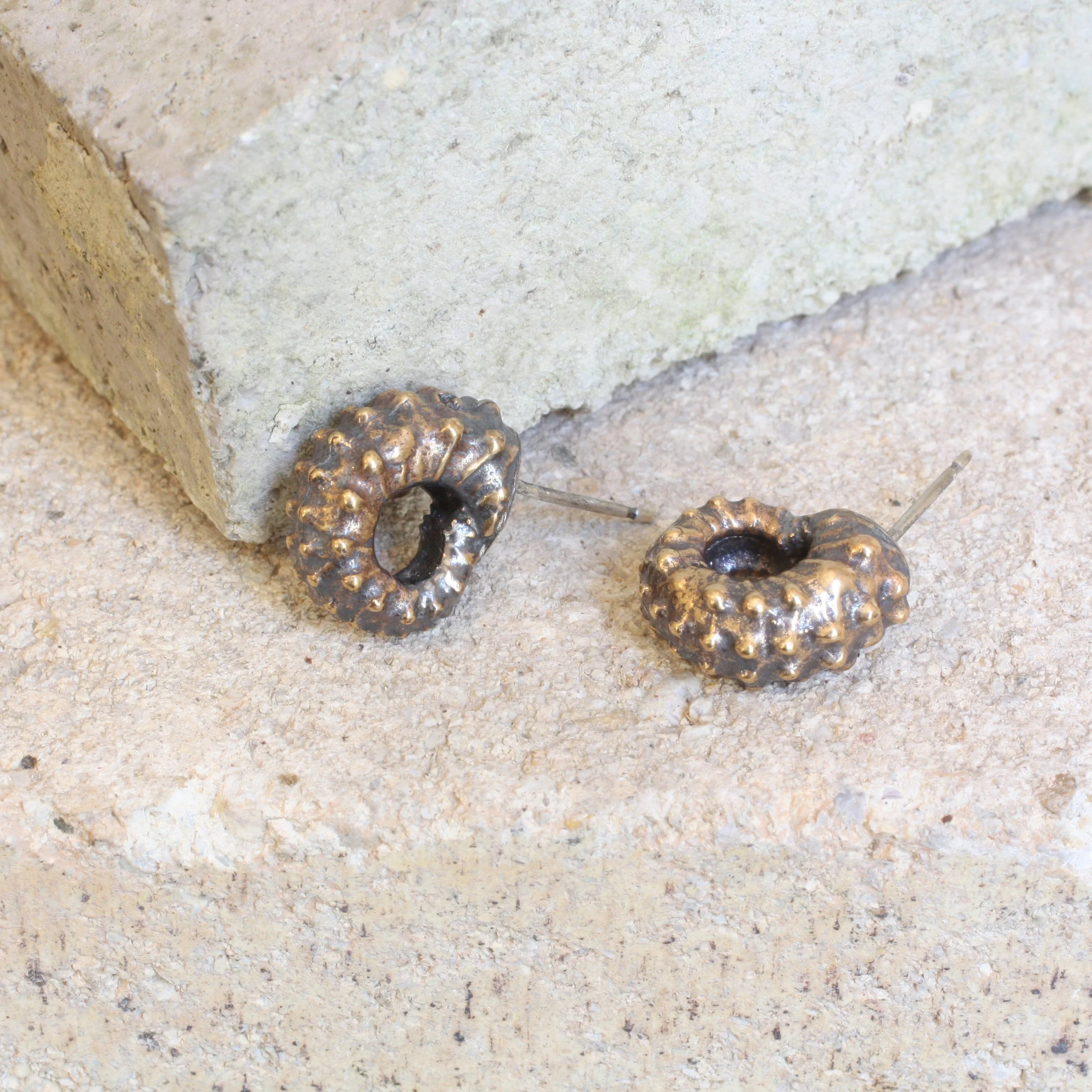 Kosmo Earrings Brass 3.jpg