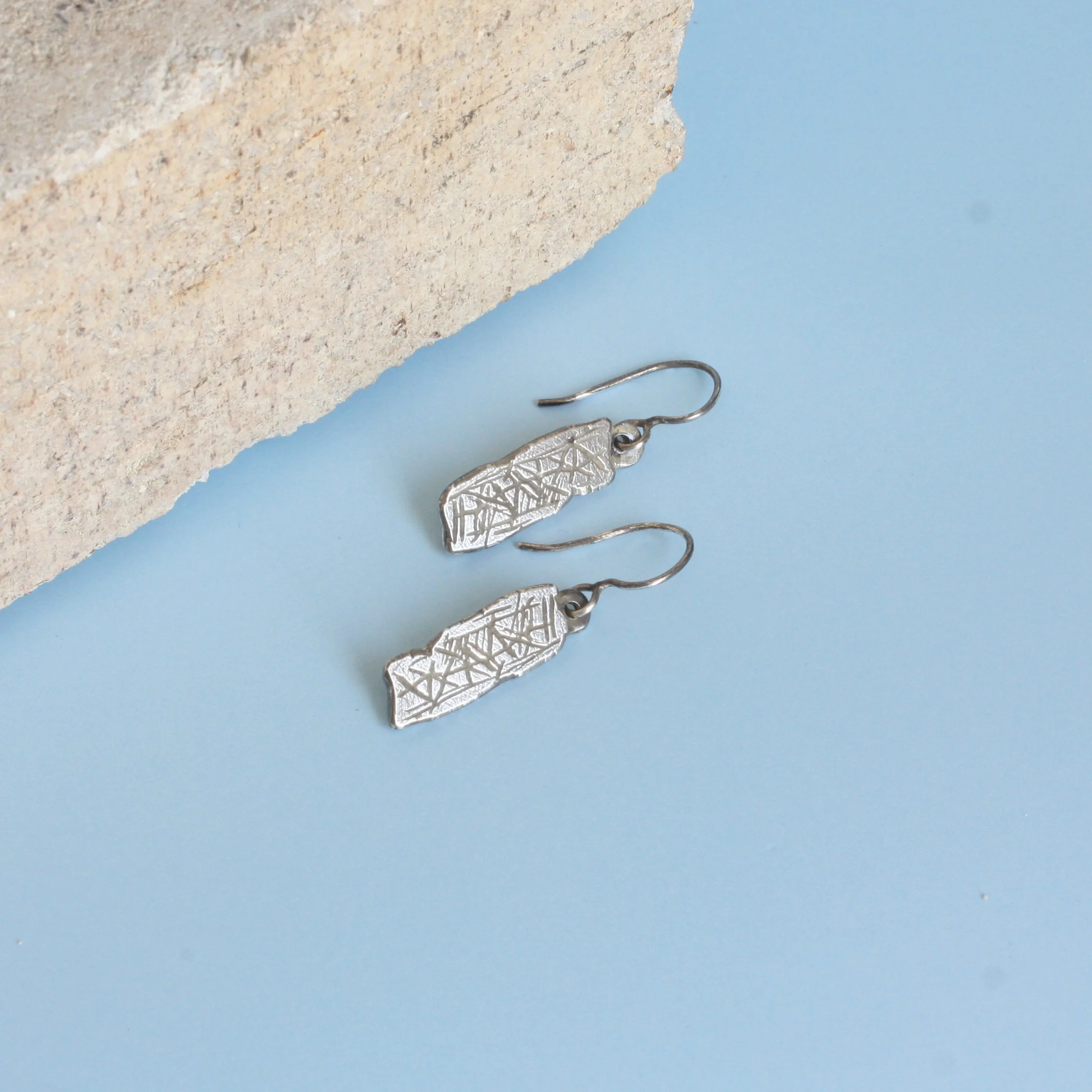 Blombos Earrings Silver 1.jpg