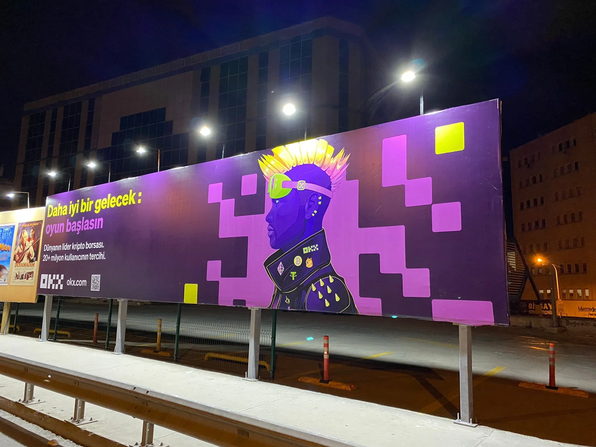 OKX Giantboard Bostancı.jpeg