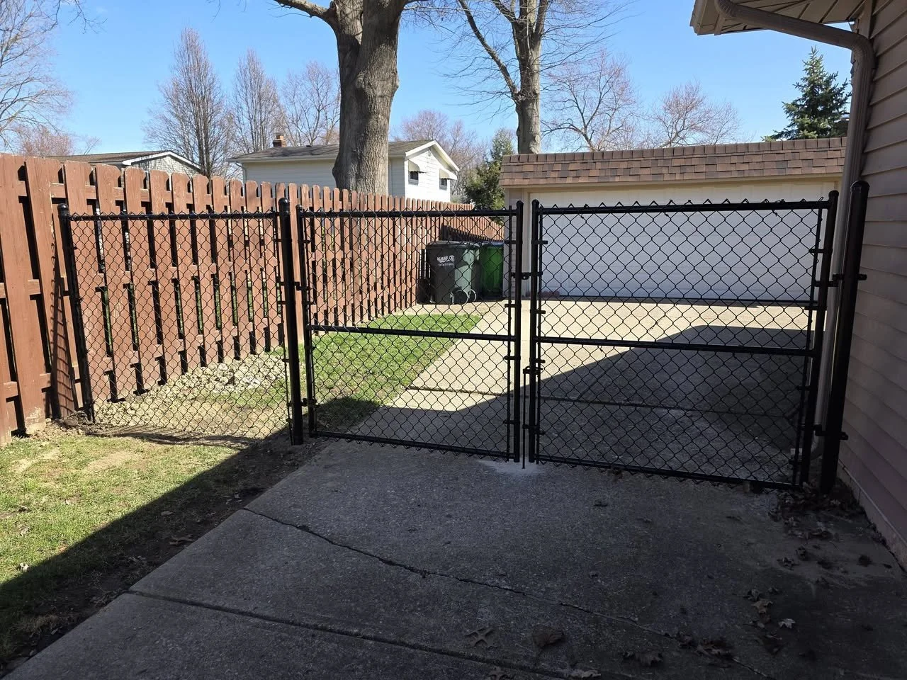 Chainlink Gate in Berea