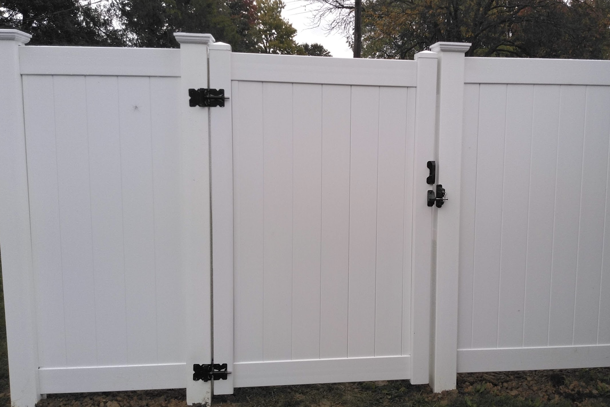 Vinyl gate newly installed