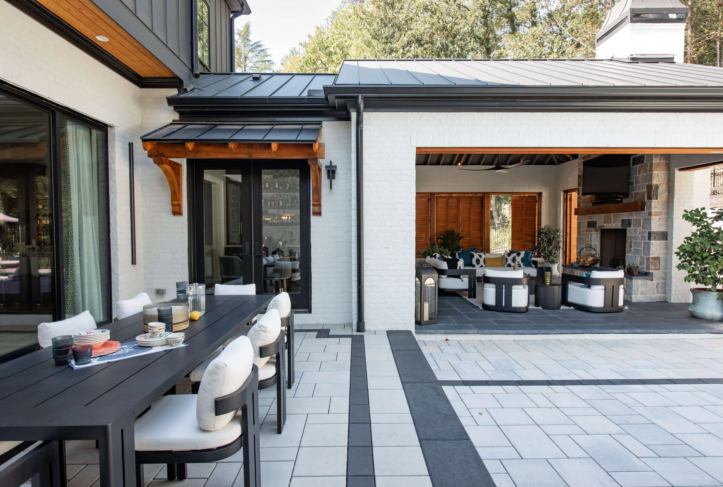 221 Thomas Circle - Custom Homes Roswell, GA (14).jpg