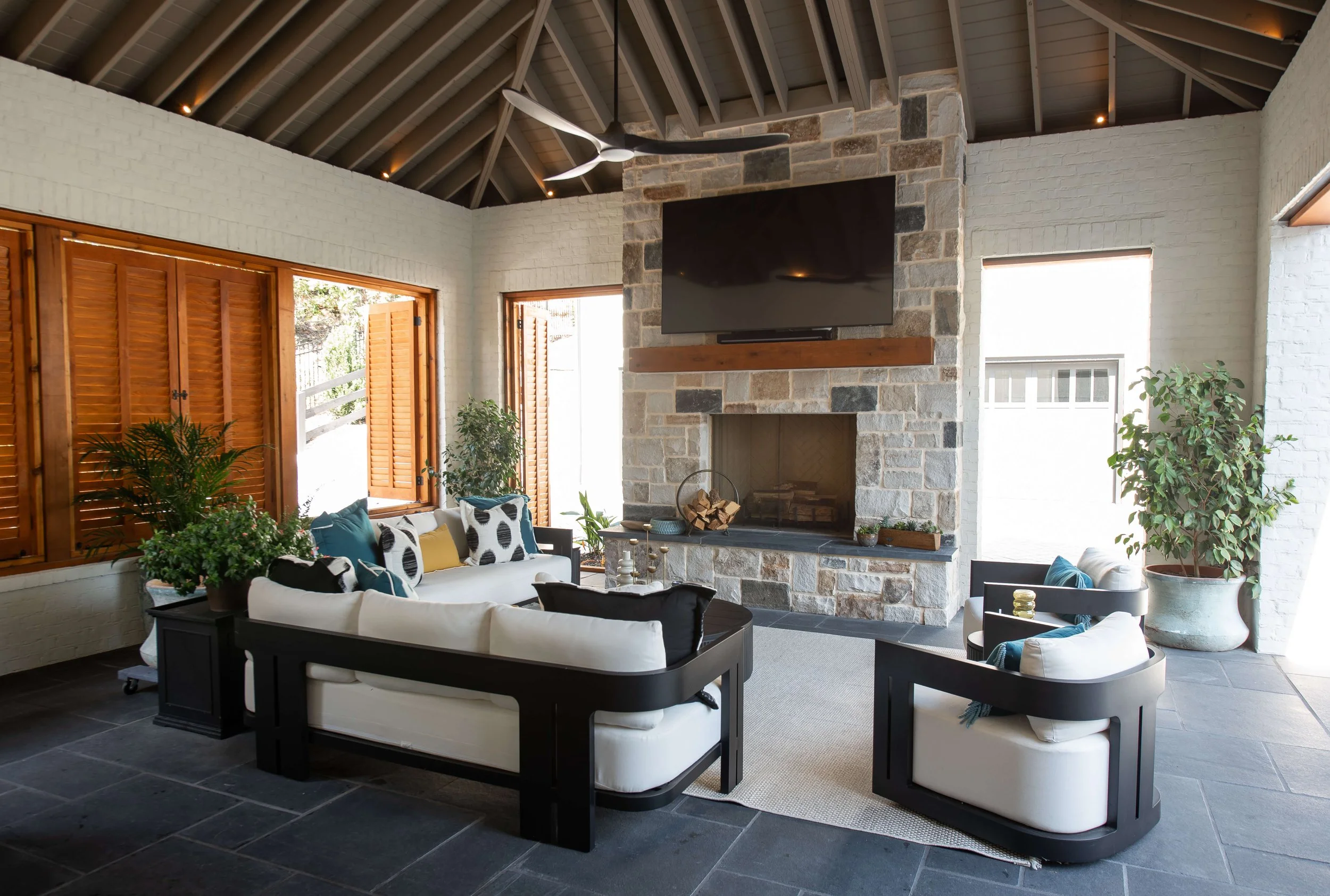 221 Thomas Circle - Custom Homes Roswell, GA (2).jpg