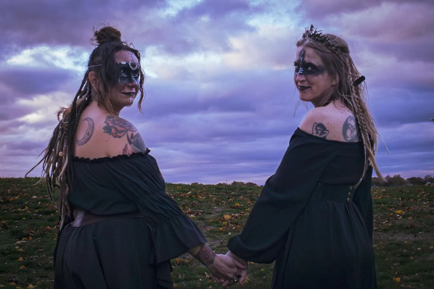 Happy Halloween 🔮🖤💜