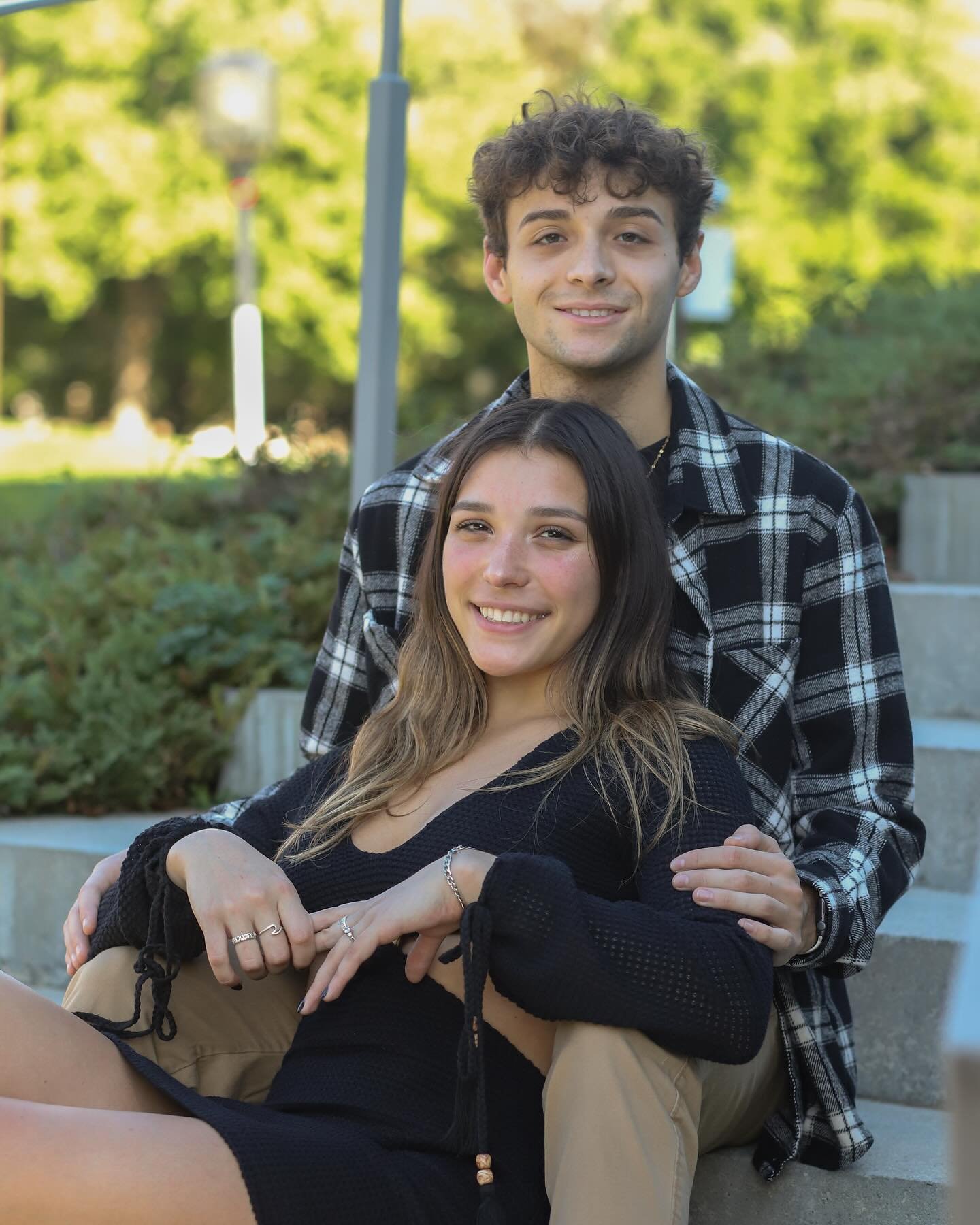 &bull;the way you look at each other, laugh together, hold hands without thinking &mdash; let&rsquo;s preserve those moments in time&bull;
#couplesphotography #newenglandphotography