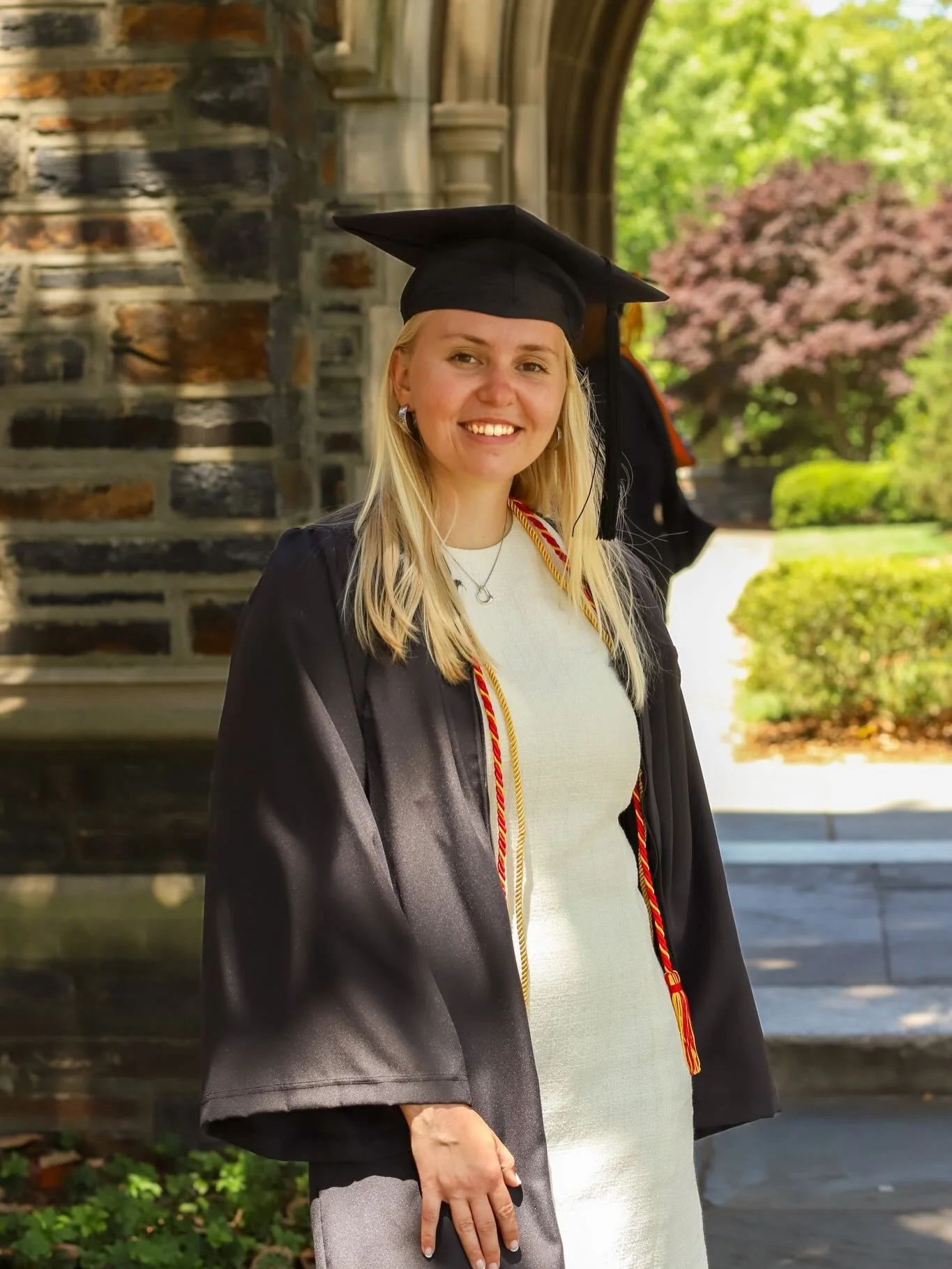 ✨ GRADS ✨ let&rsquo;s capture this big moment and celebrate all of your hard work 
 
Link in bio