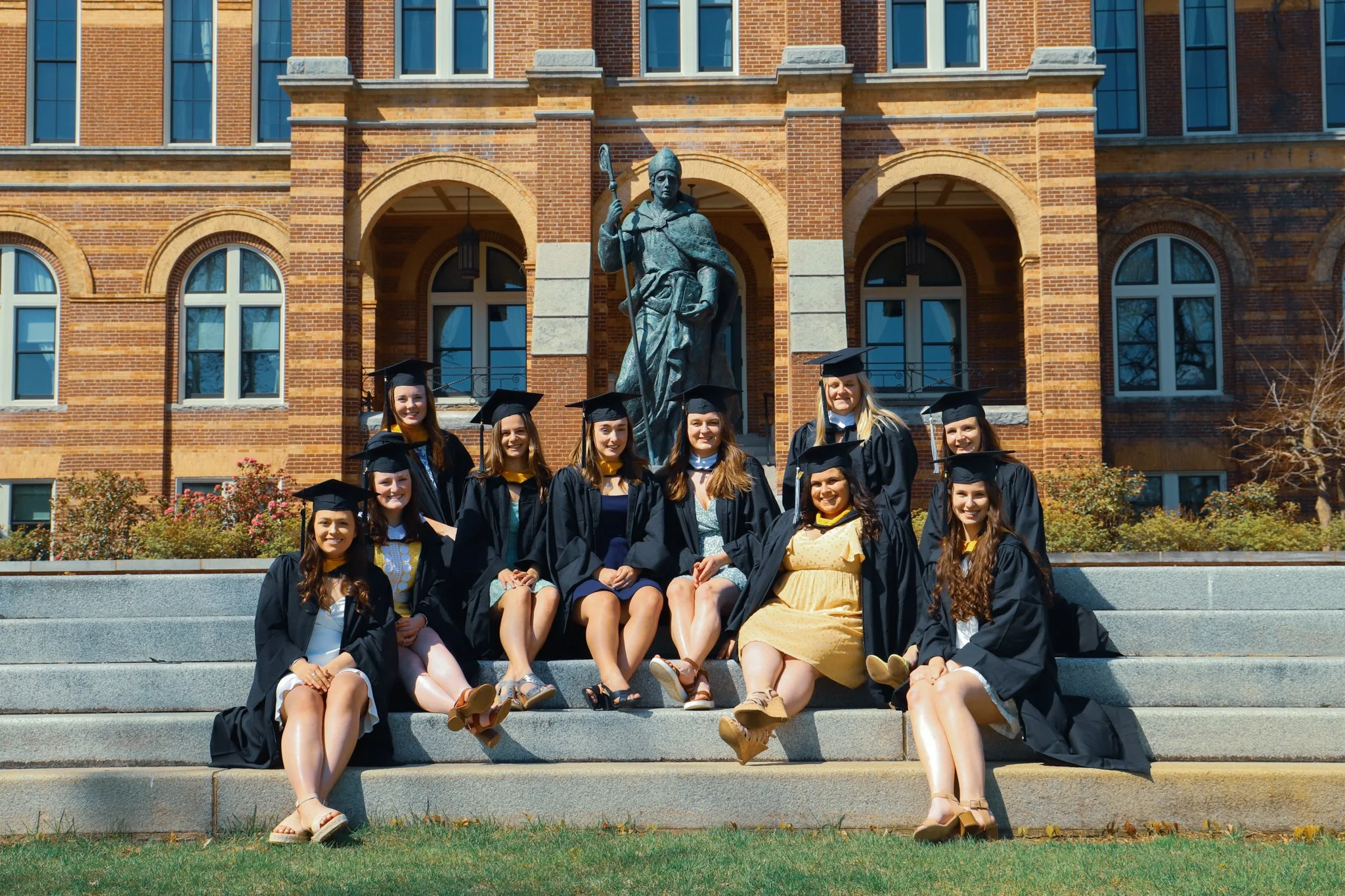 PiscesPics- SaintAnselmCollege'21 -09.jpg