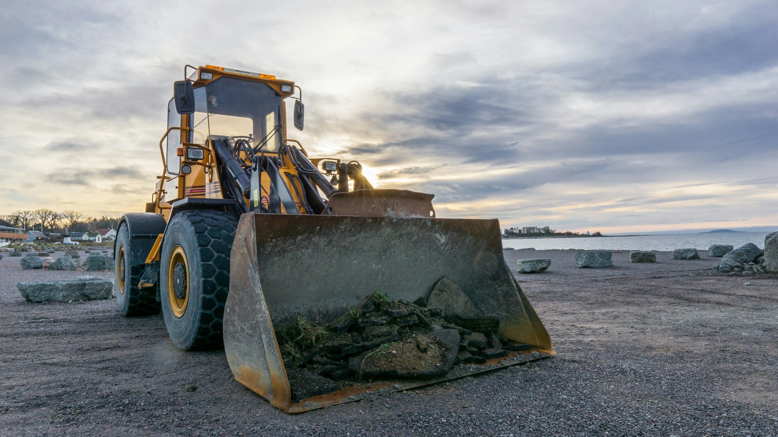 Why Industrial Land Clearing Requires Specialized Equipment and Planning