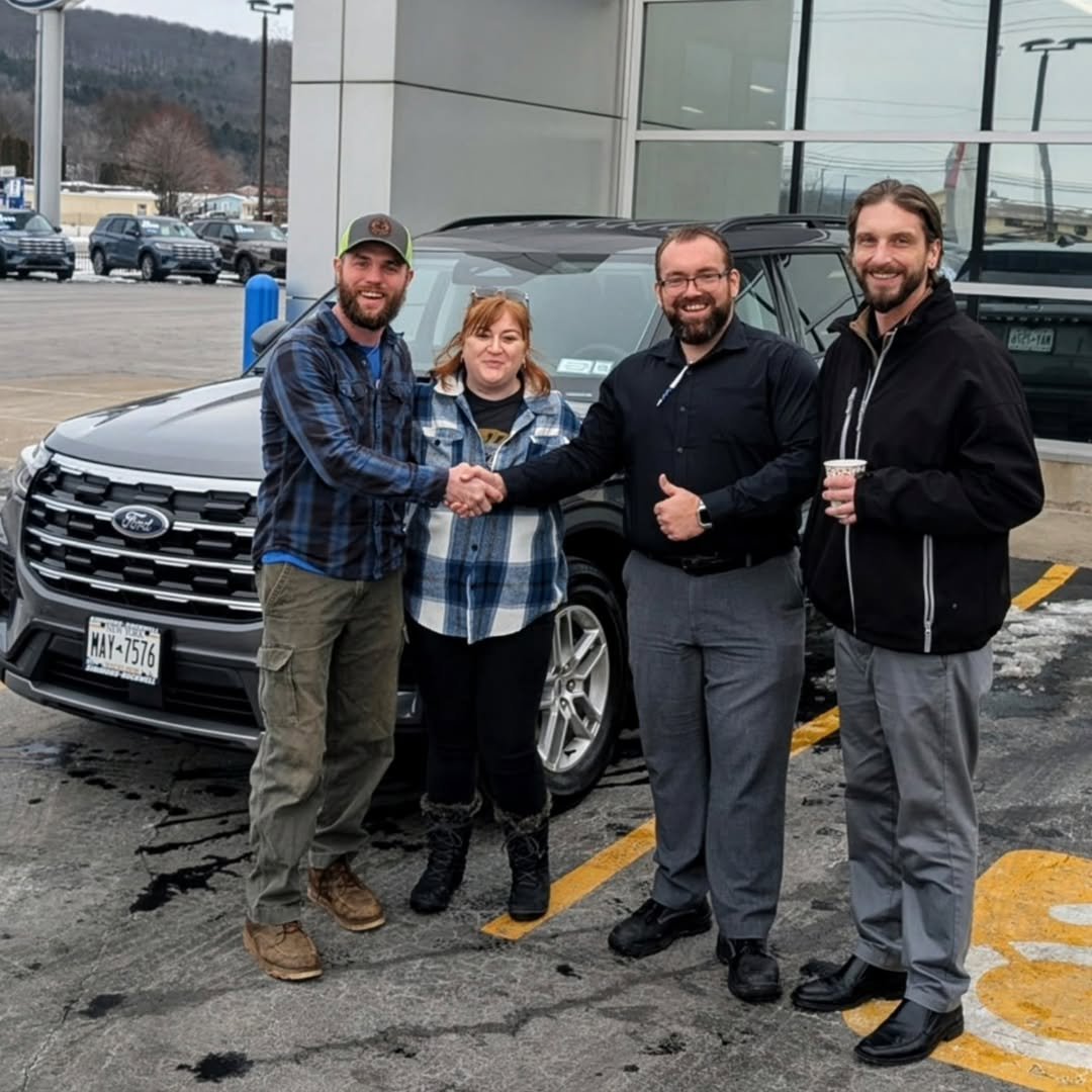 Congratulations Karyssa Roberts and Zac Roberts  on your new 2025 Ford Explorer and thank you for being wonderful customers. Shout out to Drew Stonemetz and Joshua Powell  for working with us and making sure your Nephew 😂 had a great experience. I h