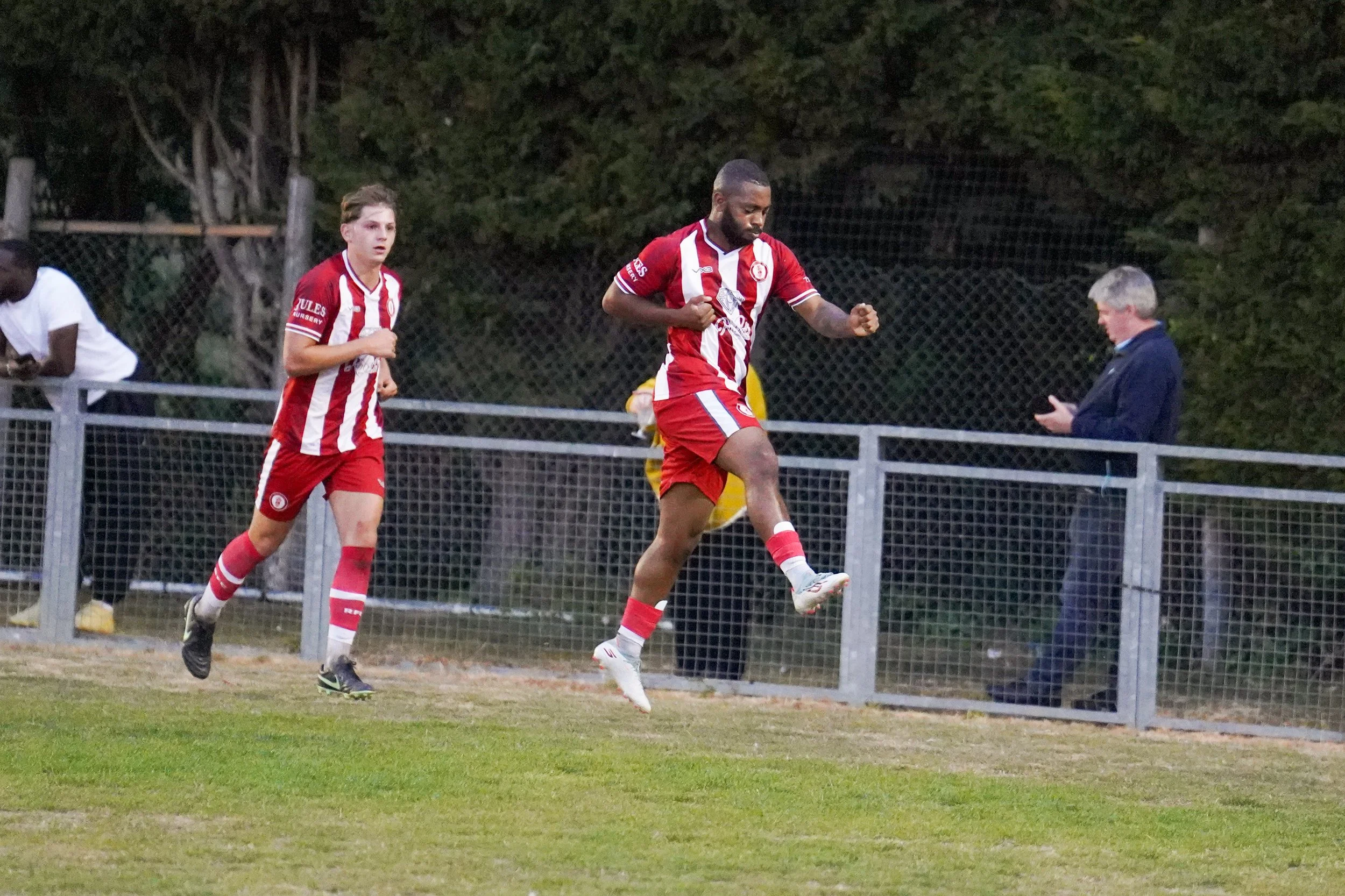 Redhill v Tooting &amp; Mitcham