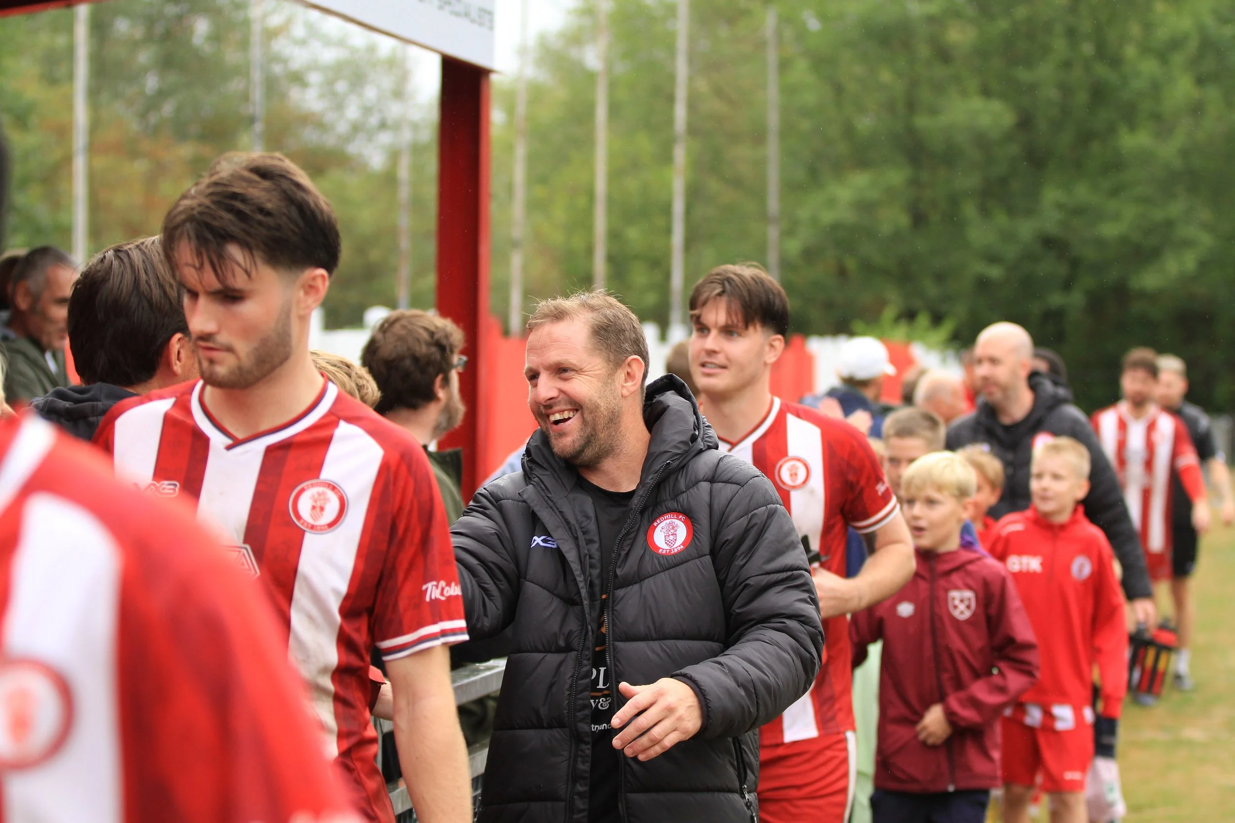 Redhill v Met Police FC