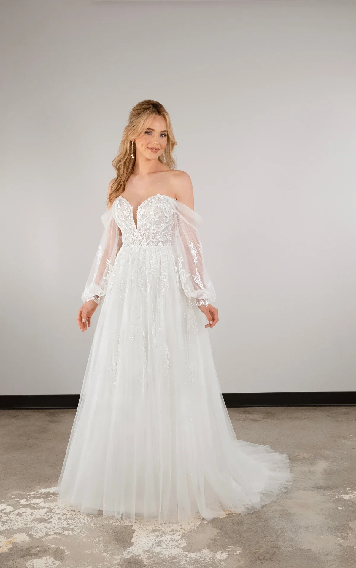 Romantic Long Sleeve Aline Wedding Dress with Sweetheart Neckline