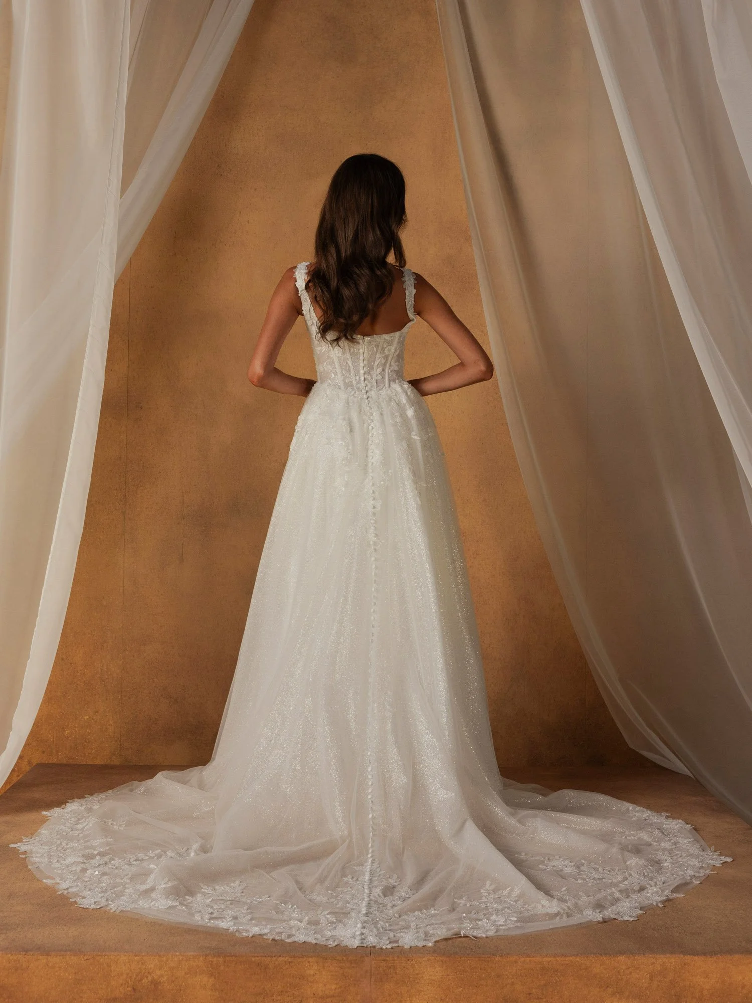 Madi Lane Nixie Square Neck Aline Wedding Dress With Sparkle Tulle