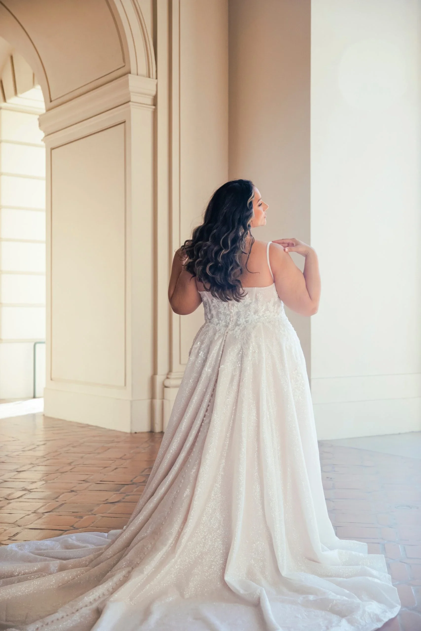 Sparkling Princess Aline Wedding Dress with Sweetheart Neckline Plus Size