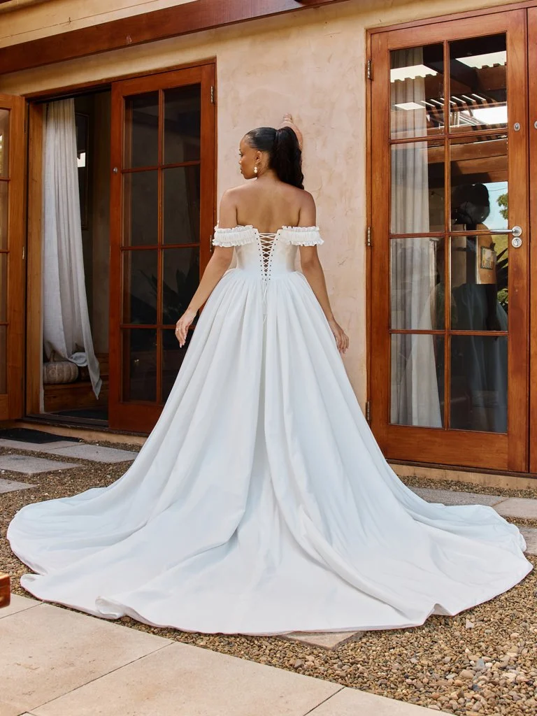Crafted from lightweight stretch chiffon, she delivers movement, comfort, and understated elegance in equal measure.
