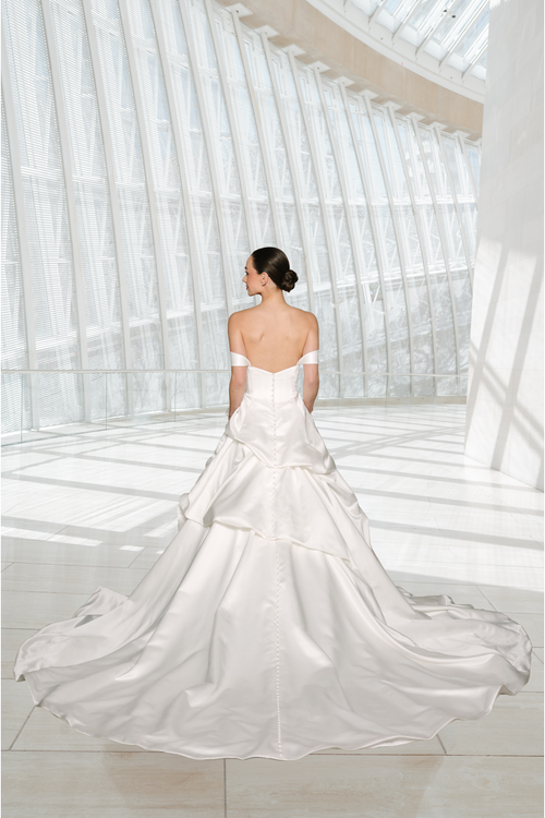 Elizabeth Lee Katie available at Bride To Be Couture -  Full back.webp