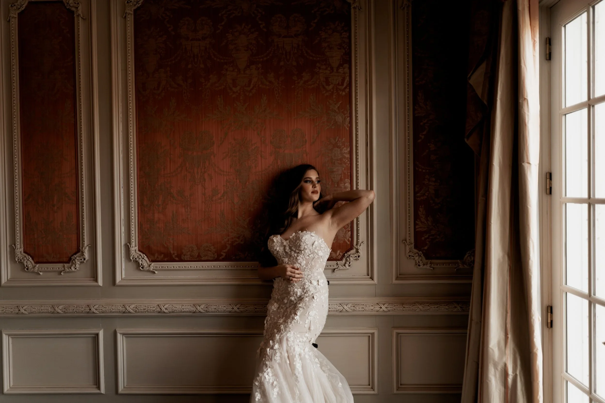 Elizabeth Lee Ardi stunning mermaid wedding dress with Israeli floral 3D lace appliqués and detachable Juliet straps.
