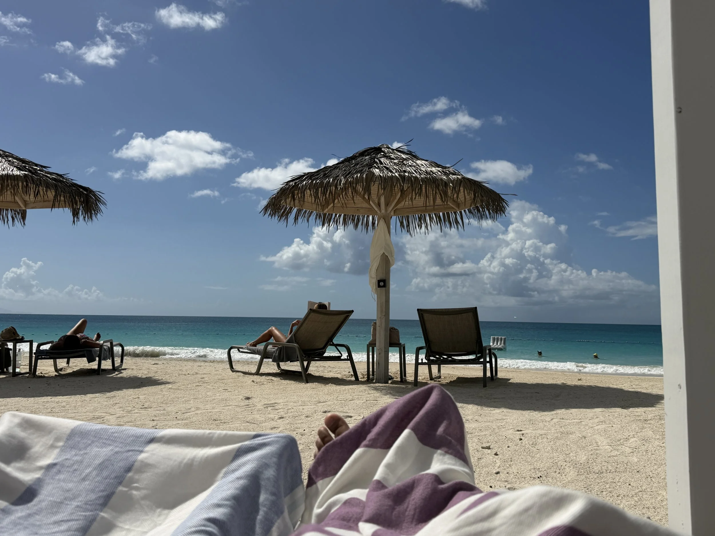 All-Inclusive Beach Resort Day Passes: What’s Included + Sneaky Extras (Pro Tips!)