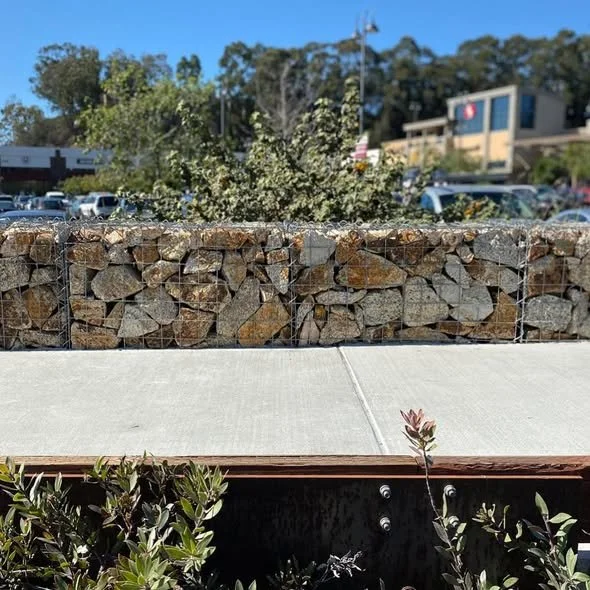 The Ridge shopping center in Oakland