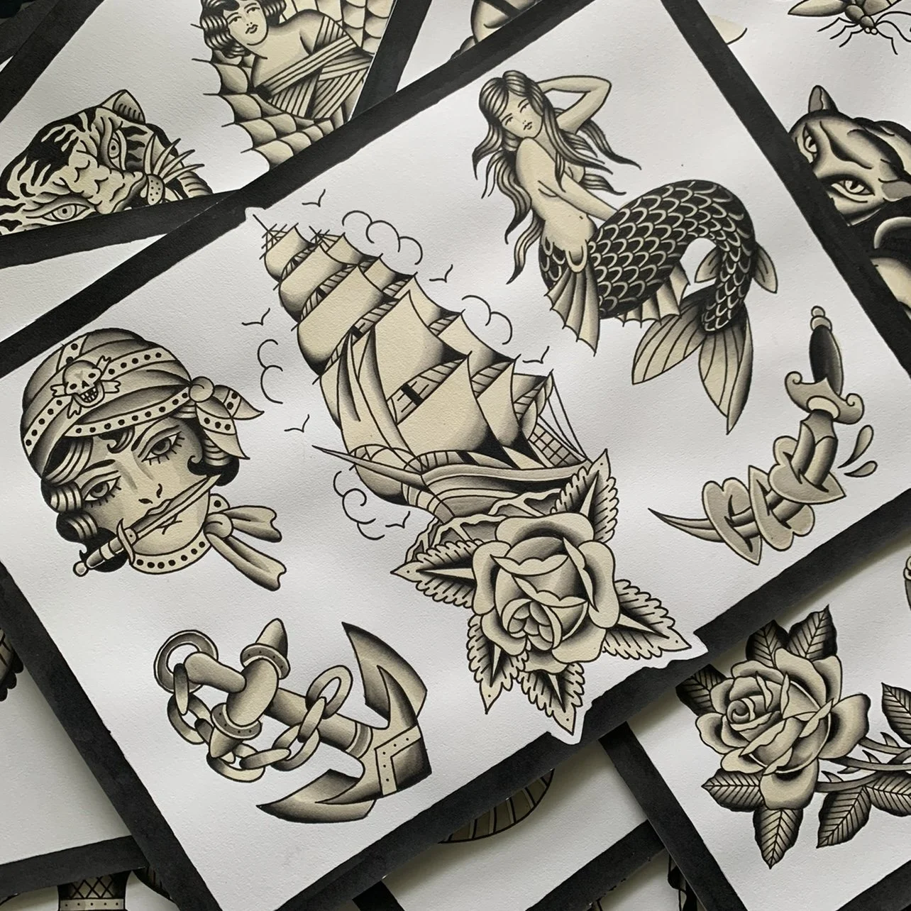 Flash Sheet no.12 ~ Available in Colour or Black and grey.