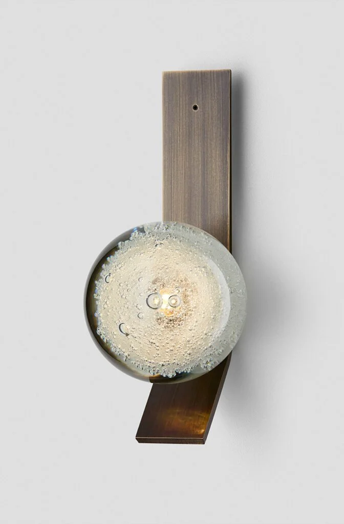 Fizi-Wall-Sconce-Kick-Bronze.jpg