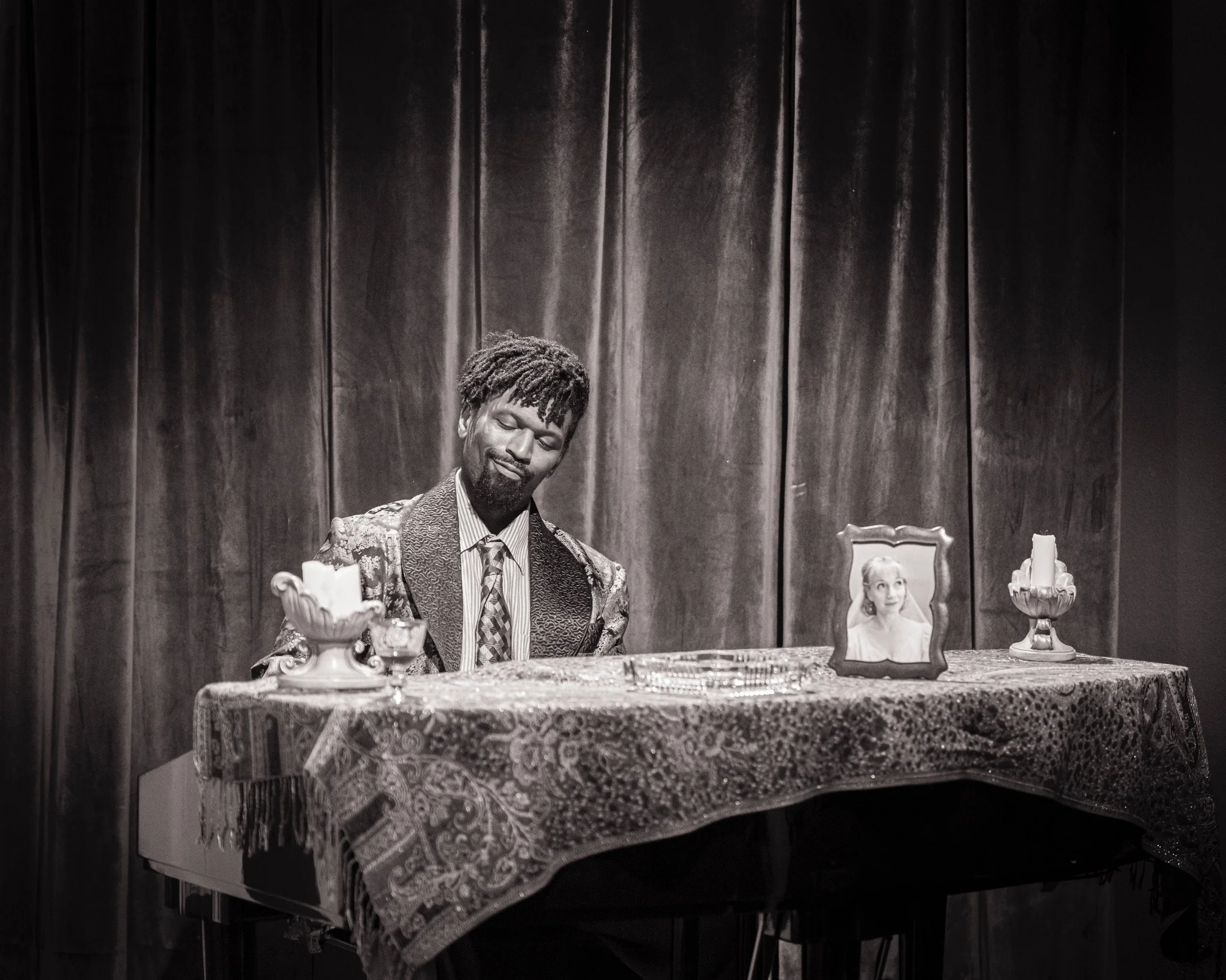 PTP Present Laughter-02254.JPG