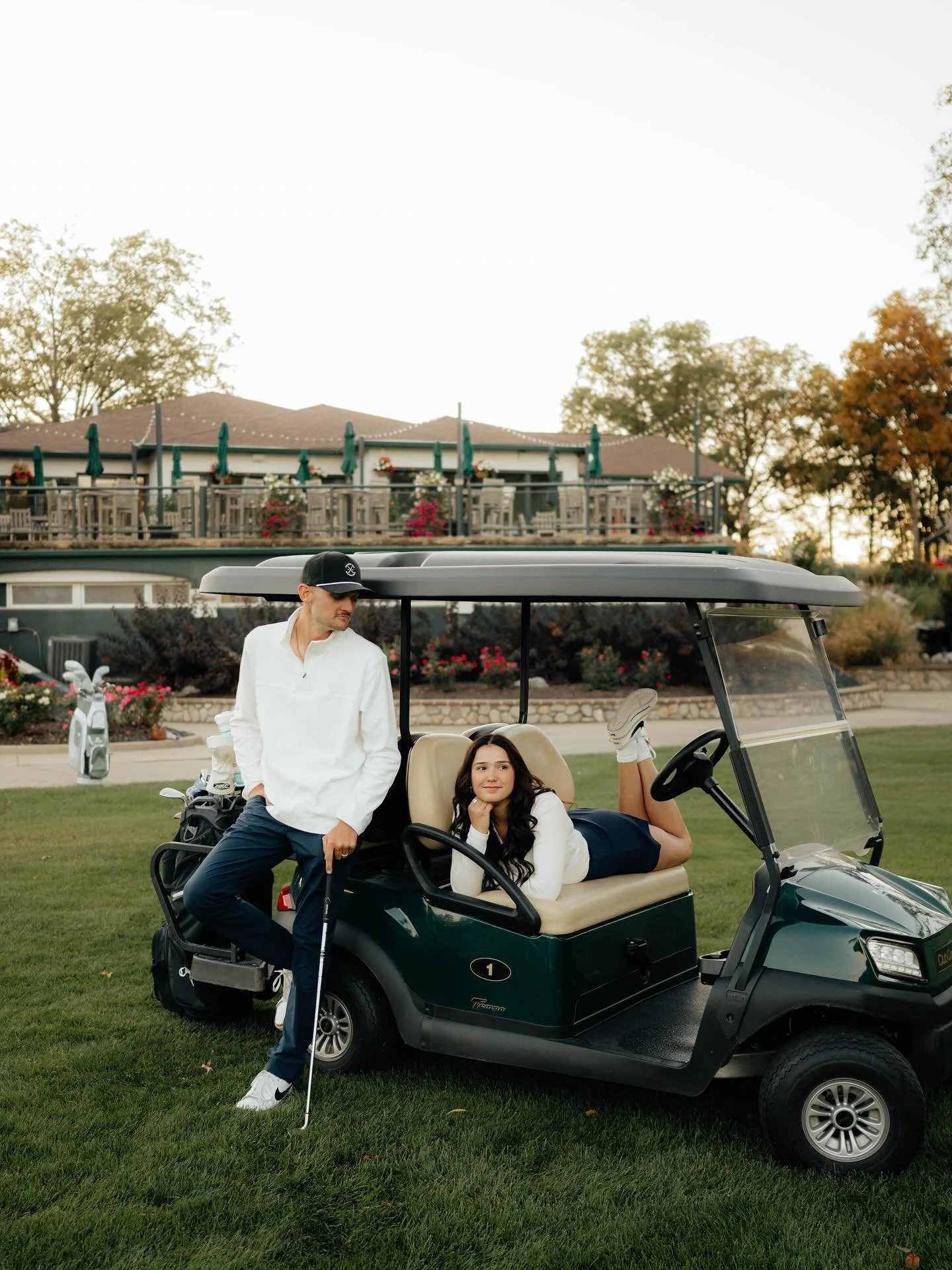 Golf season is approaching so soon!! ⛳️🏌🏻🫶🏻☀️
&bull;
&bull;
&bull;
&bull;
&bull;
Key Words: 
Indiana photographer, Indiana, wedding, Midwest wedding, colorful, Fort Wayne, engagement, elopement photographer, Indianapolis wedding photographer, cou