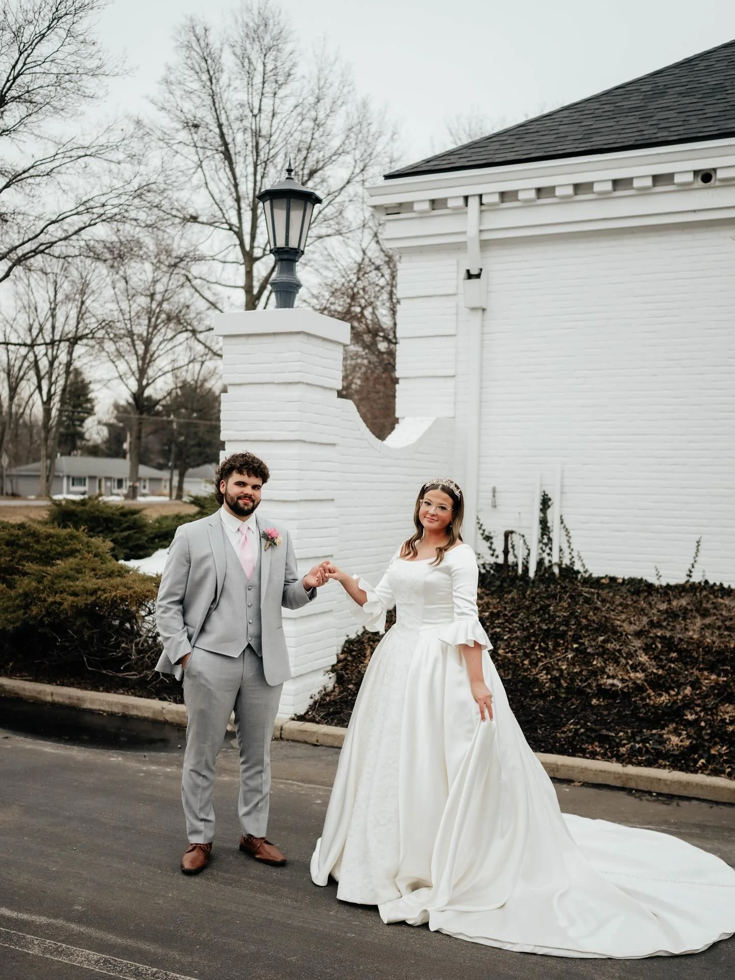 Julia + Benjie made Valentine&rsquo;s Day look so perfect 🩷🫶🏻
&bull;
&bull;
&bull;
&bull;
&bull;