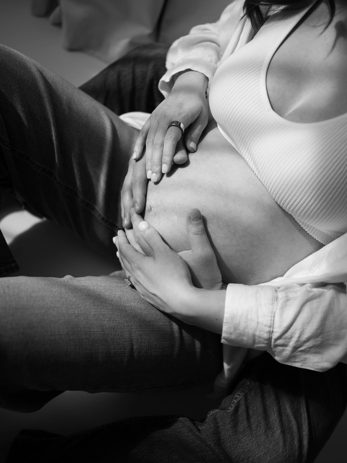 The sweetest maternity session with Abigail + Ben 🩷 

I can&rsquo;t believe they will be welcoming baby girl here so so soon!!🥹 it&rsquo;s been so amazing to go through so many life stages with these two! Makes me so happy!