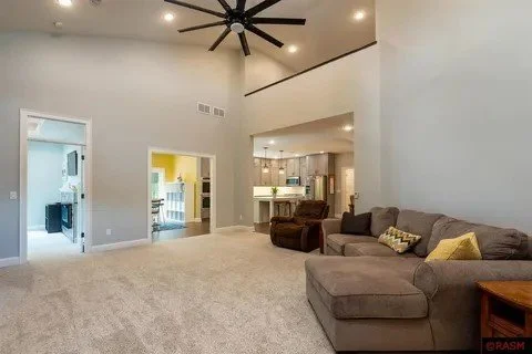 120 Joshua Family room1.jpg