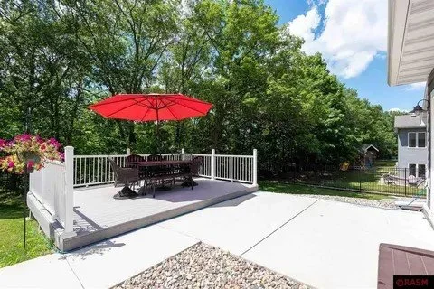 120 Joshua back deck.jpg