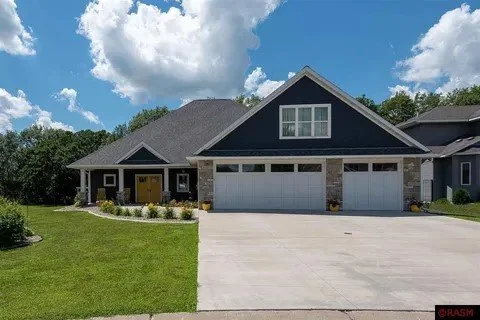 120 Joshua Exterior1.jpg