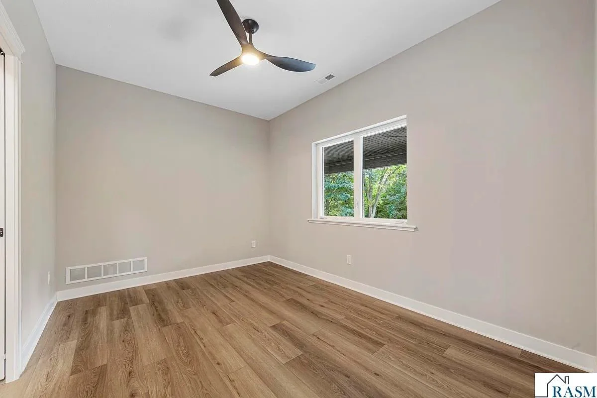 124 Joshua in law suite view1.jpg