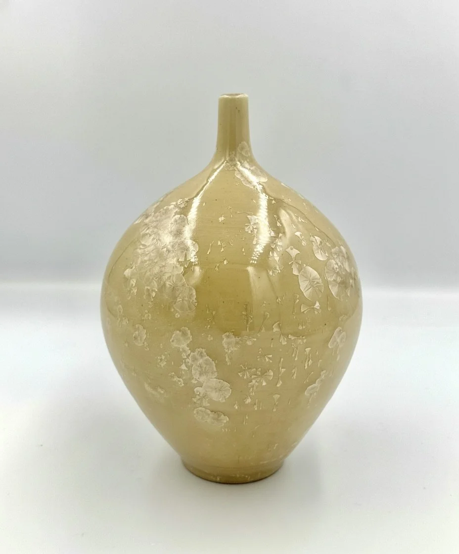 "Smooth"
8.75x6.0x8.7" 