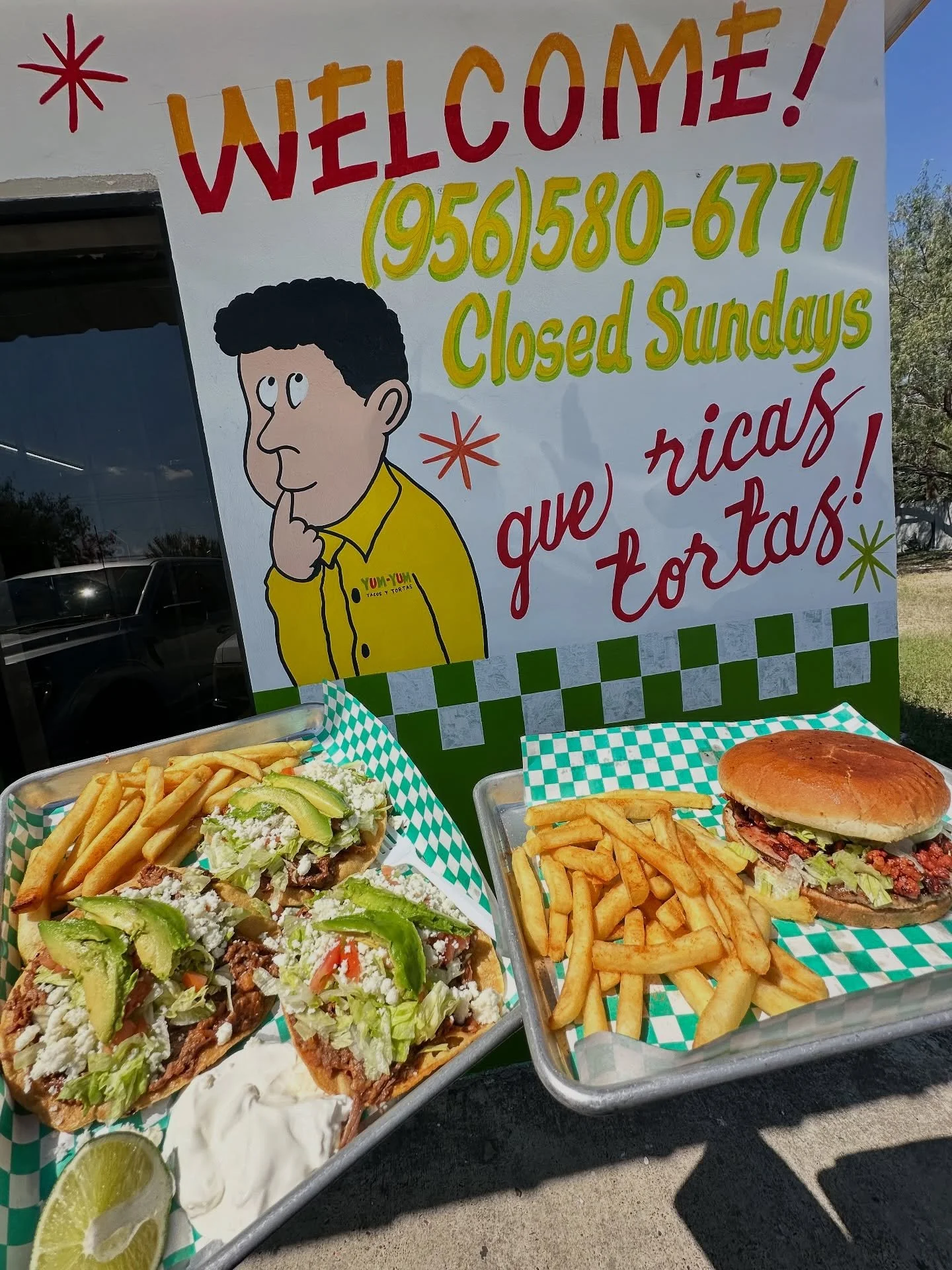 #TuesdayTostadas or #TrompoTuesday? 👀 Porque no los dos? 😮&zwj;💨 

Featuring: Tostada Combo de Res y Trompo Burger Combo 

📍Yum-Yum Alton: 3509 E Main Ave - (956) 583-7277
📍Yum-Yum Mission: 1803 N Holland Ave - (956) 580-6771

#puro956 #lifeinth