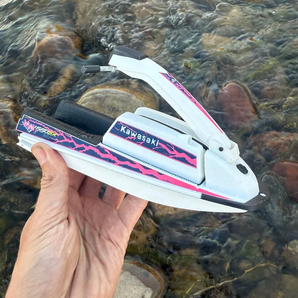 552超豪華アーティスト！ JET SET 10TH ANNIVERSARY Collectible 1/10th Scale Replicas — ENDUROSKI