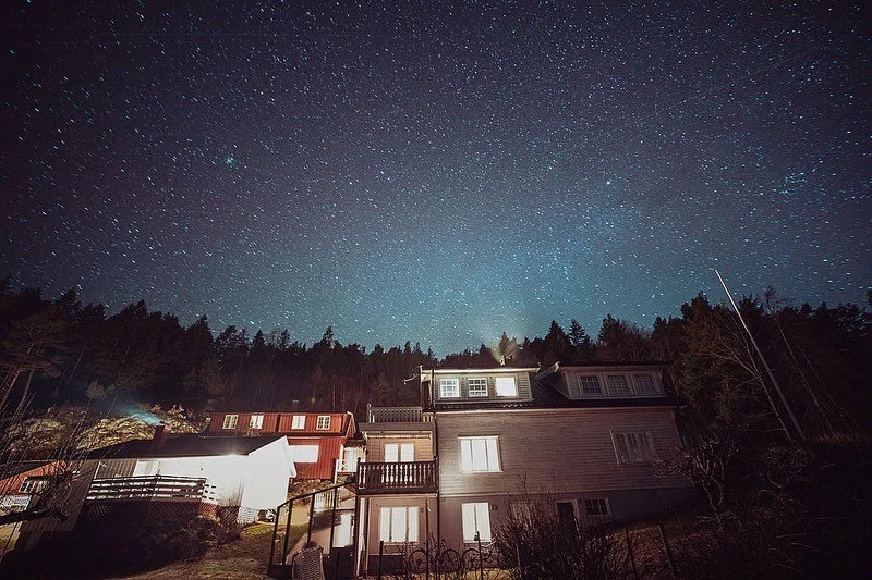 nattfotografering med det nye kameraet mitt i p&aring;sken 🌌📸
&bull;
#astrophotography #lumixs1 #goodtimes #krager&oslash;  #visittelemark #nattfotografering #stars #galaxy #skj&aelig;rg&aring;rd #s&oslash;rlandet #canonphotography #