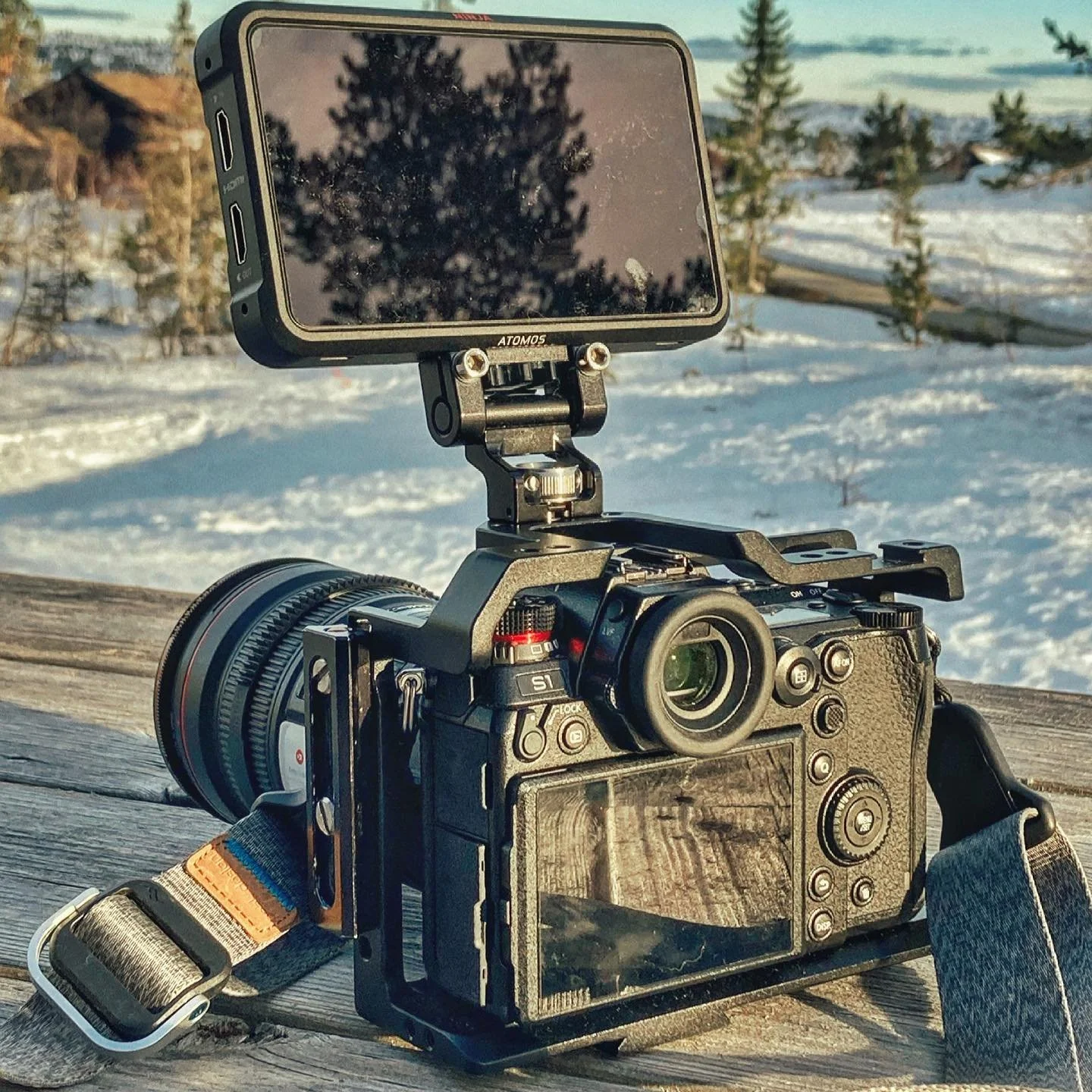 ✨My new camera 📸 rocks! I decided to switch from my canon EOS R to the Panasonic lumix s1 and it impressed me enormously! It literally checked all my boxes✔️And now soon with the new firmware update, I almost got a new camera😎📸☀️

#lumixs1 #goodti