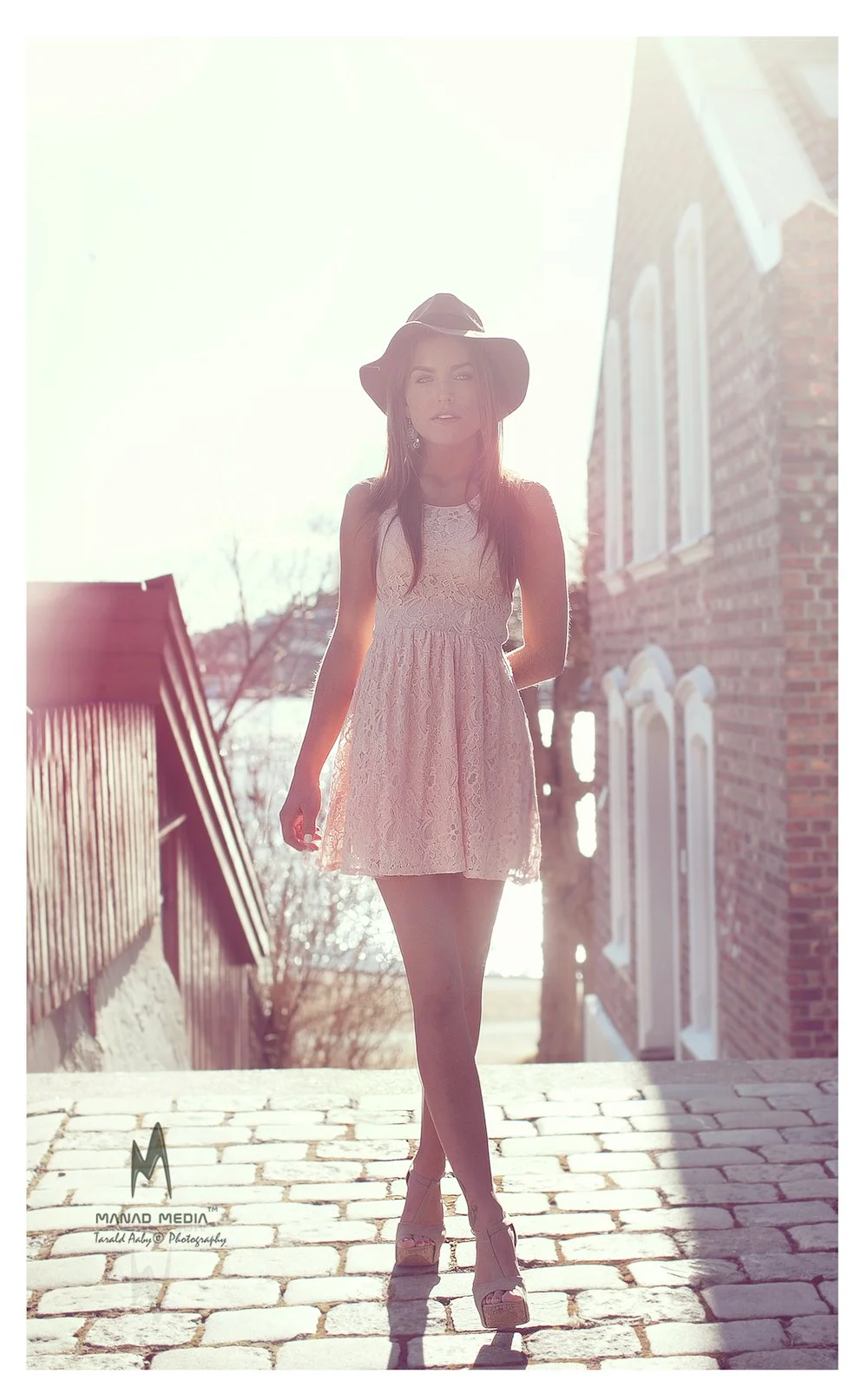 Tyholmen Alice- white frame.jpg