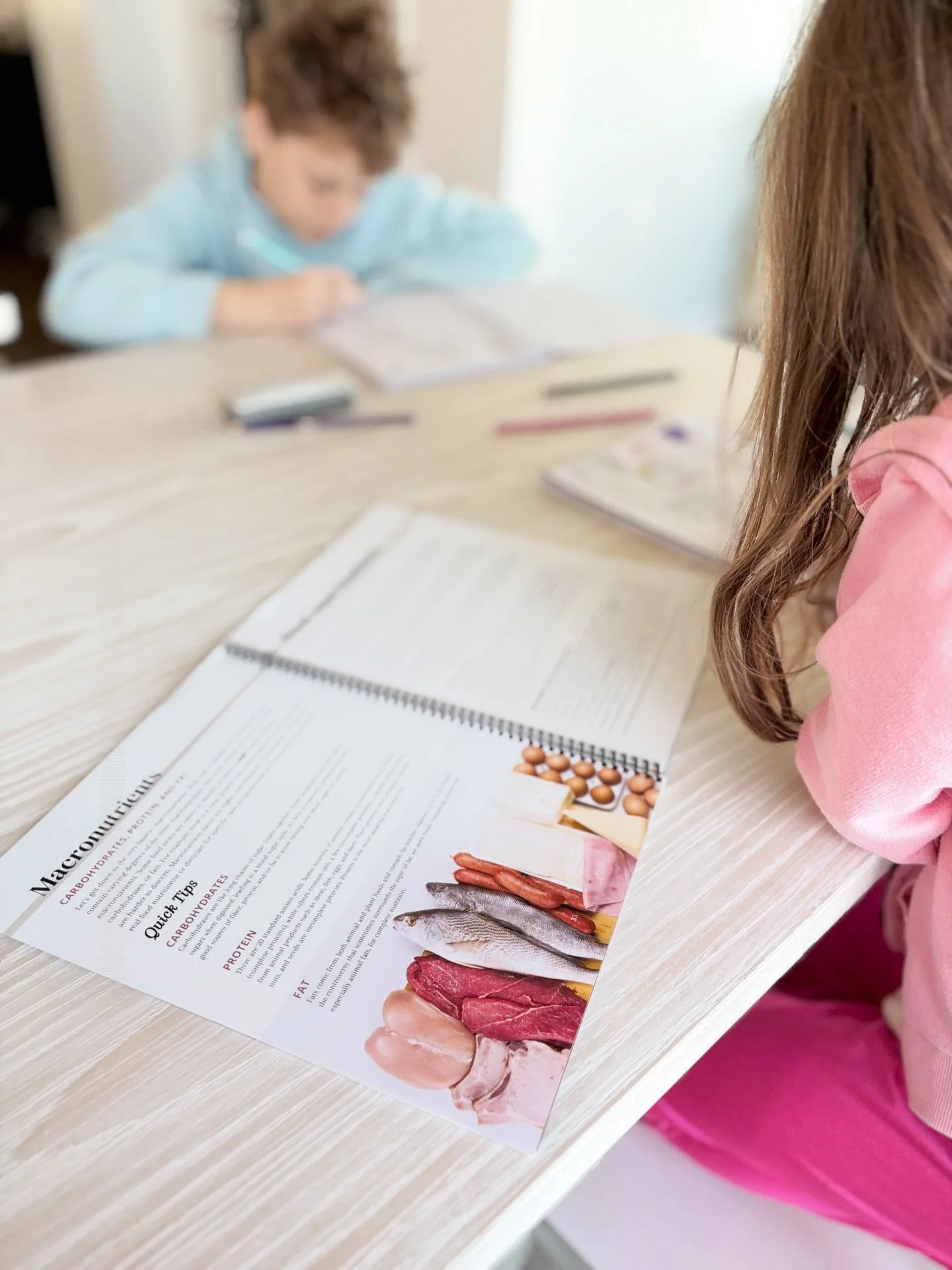 My favorite subject whilst homeschooling you ask? Real shocker - it&rsquo;s Health of course! 🤣 

Seriously love @homegrown_education books where we can all learn together and bring real true whole food holistic approach to nutrition and movement to