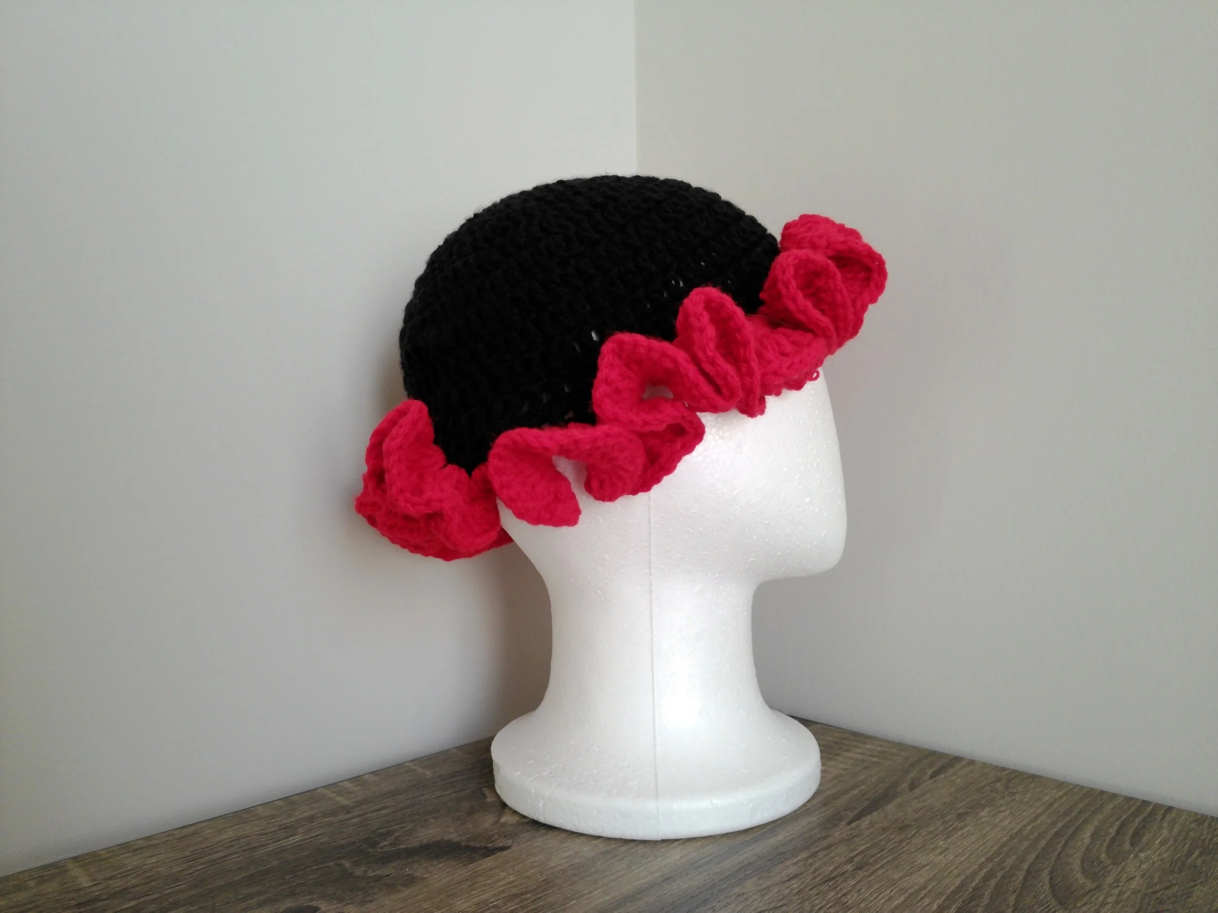 Black and Cherry Red Ruffle Bucket Hat_Left 1.JPG