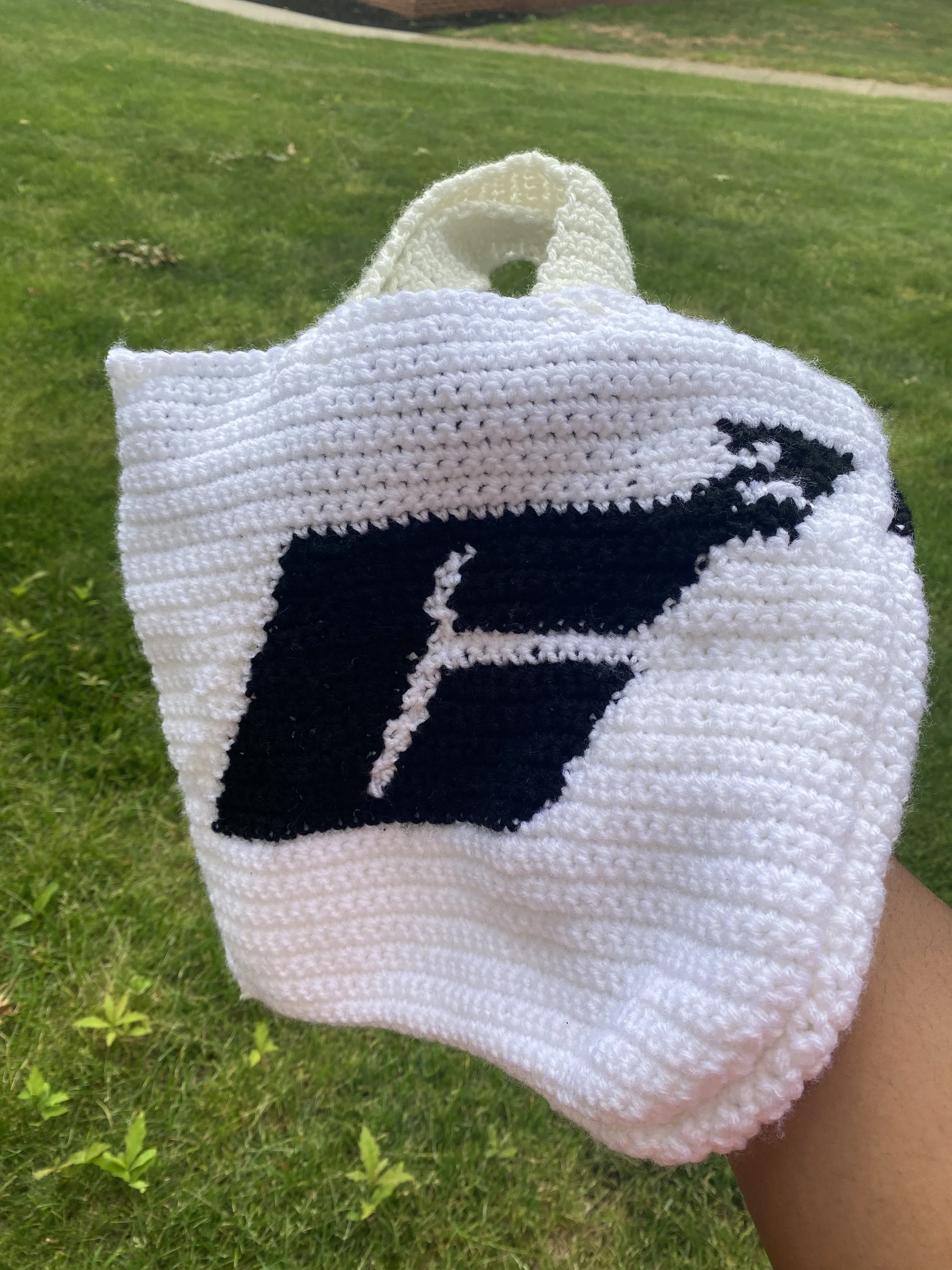 C2 Crochet bag.JPG